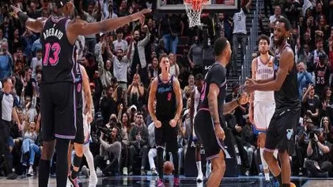 “意甲第10轮尤文图斯1-2憾负萨索洛，麦肯尼进球难挽败局，遭遇绝杀险些翻盘”